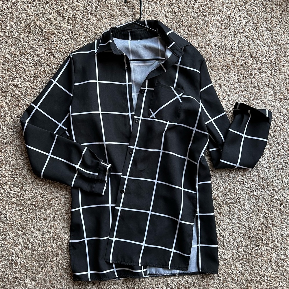 Checkered plaid style button up